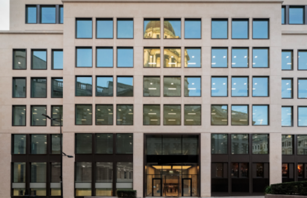 Old Bailey London EC4M