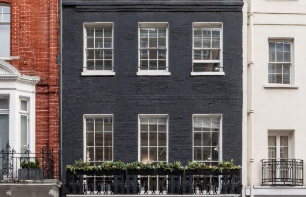 Queen Street London W1J