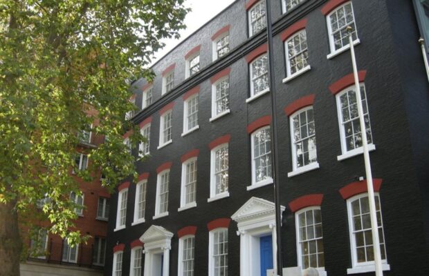 Queen Street London EC4R