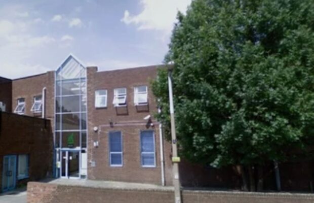 High Road London N17