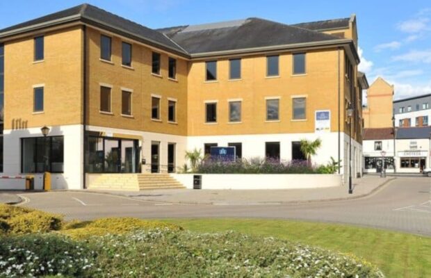 Grosvenor Square Southampton SO15