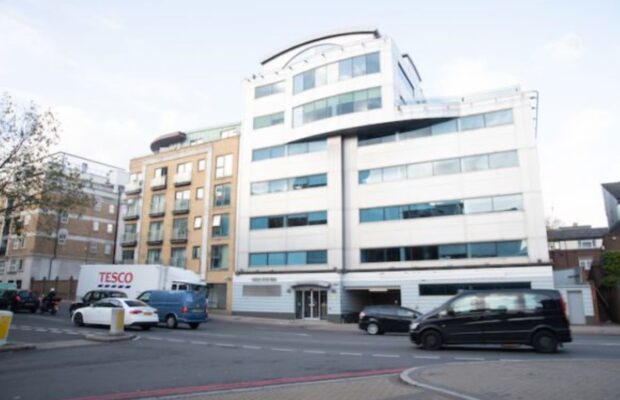 East Smithfield London E1W