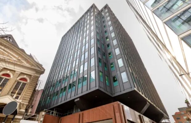 London Street London EC3R