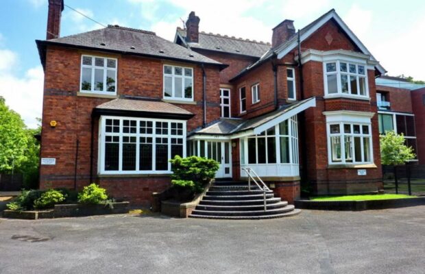 Barlow Moor Road Manchester M20