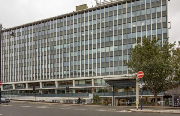 London Road London TW1