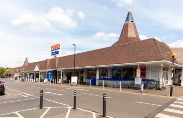 Beverley Way London KT3