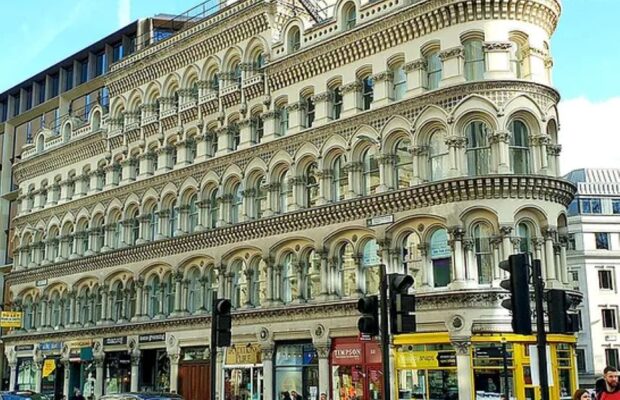 Queen Victoria Street London EC4N
