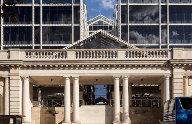 Buckingham Palace Road London SW1H